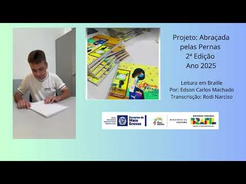 Livro Abraçada Pelas Pernas - Braille